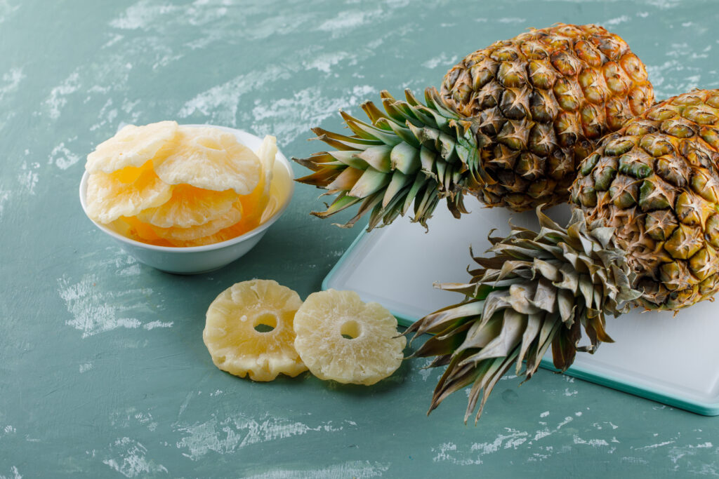Exploring the Health Benefits of Quercetin with bromelain 